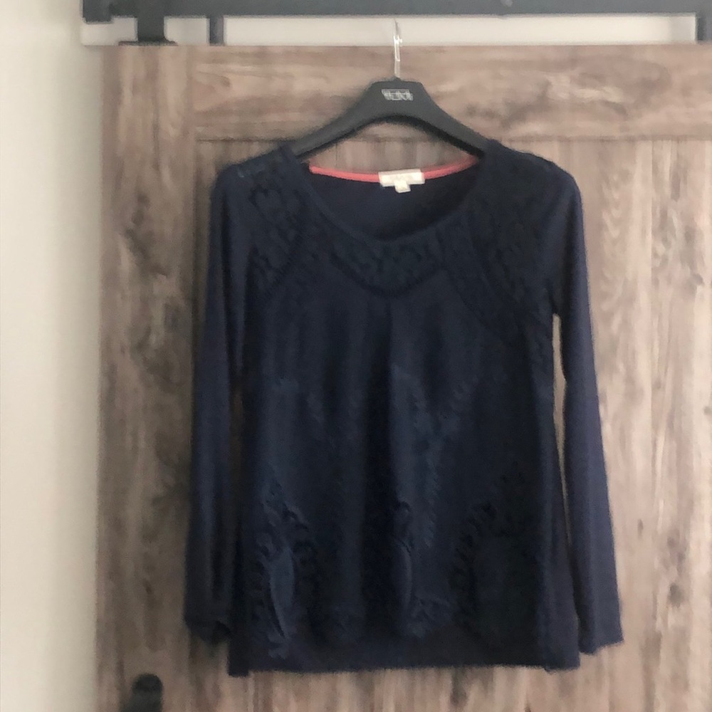 Taylor & Sage Small Navy Lace in Front of Blouse